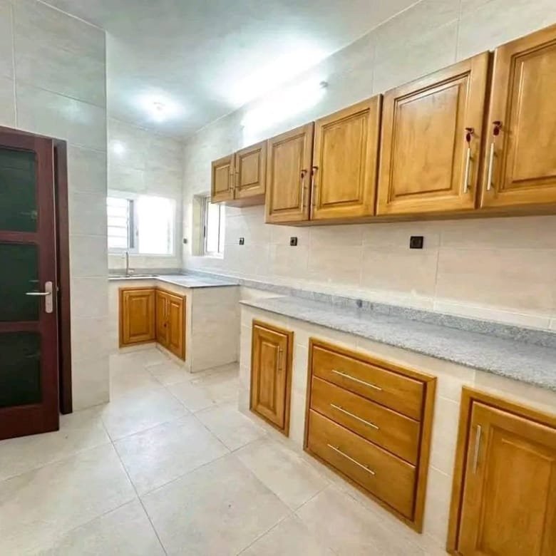 780