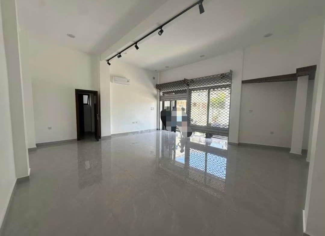 Local commercial de 60 m² à louer à Haie Vive