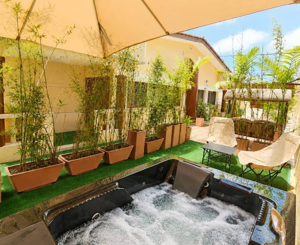 Maison meublée premium avec jacuzzi à Akogbato 4