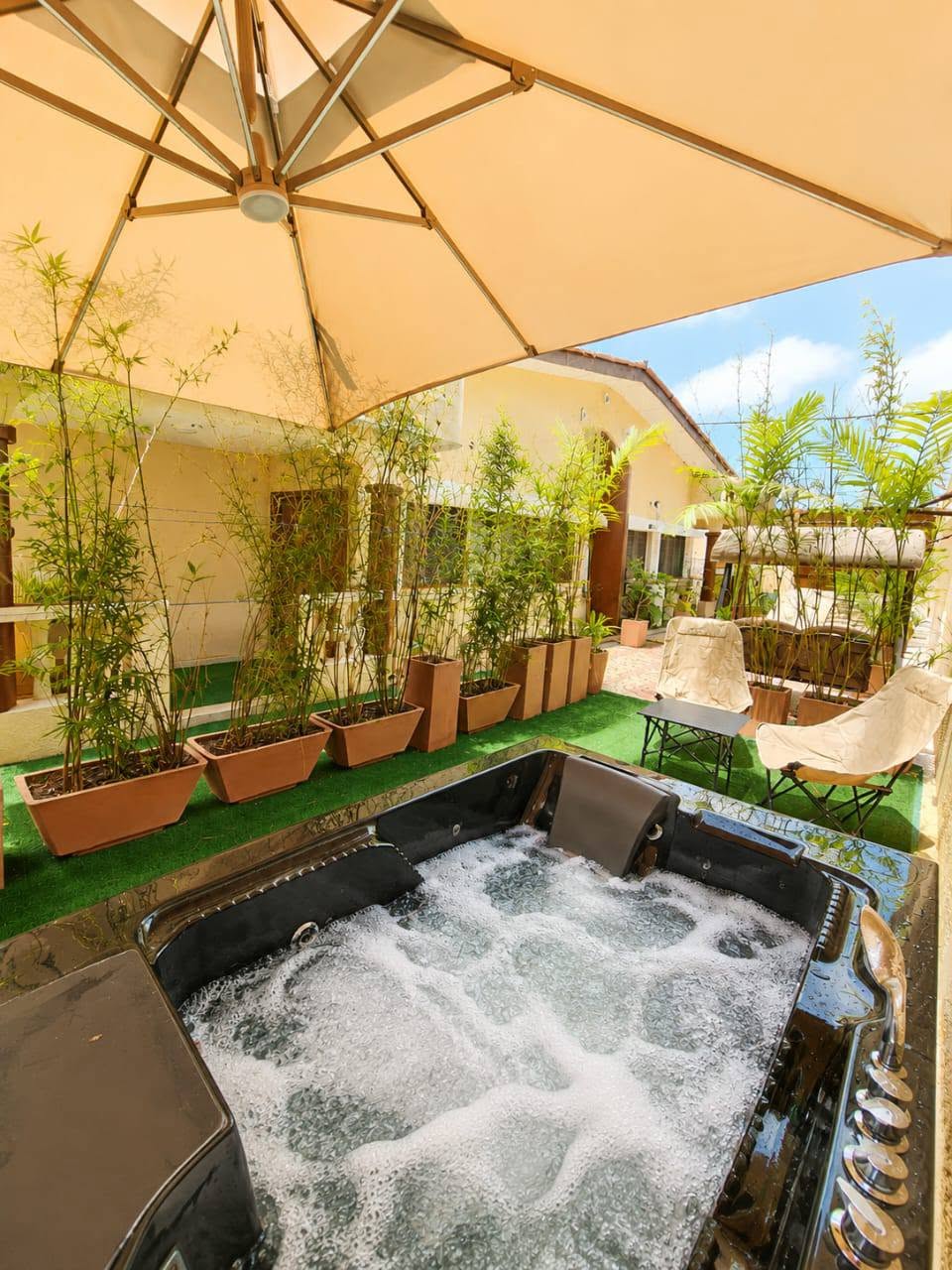 Maison meublée premium avec jacuzzi à Akogbato 4 Maison meublée premium avec jacuzzi à Akogbato 4