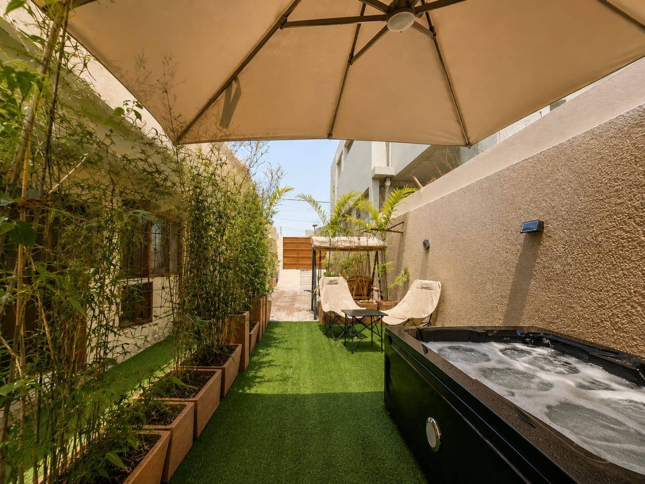 Maison meublée premium avec jacuzzi à Akogbato 5 Maison meublée premium avec jacuzzi à Akogbato 5