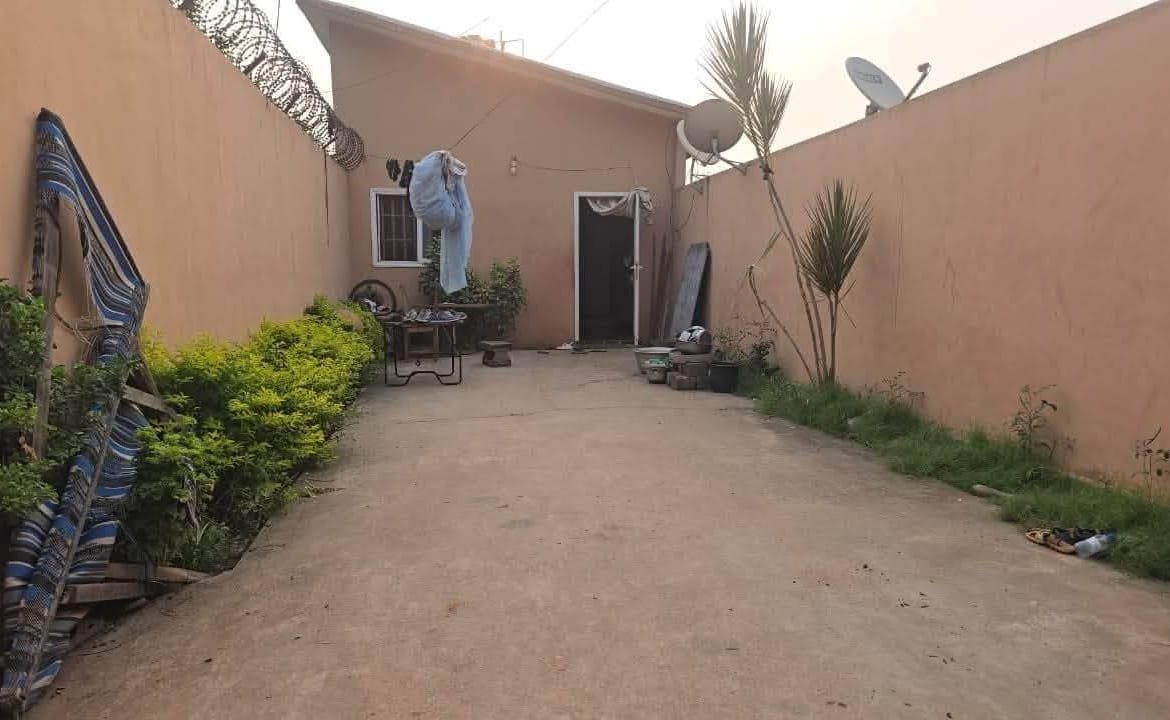 Maisons locatives à vendre à Togba Houéga 4