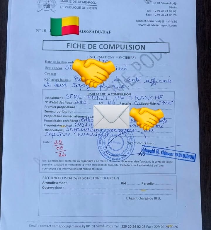 Parcelle en angle de rue à vendre à Sèmè Podji 5