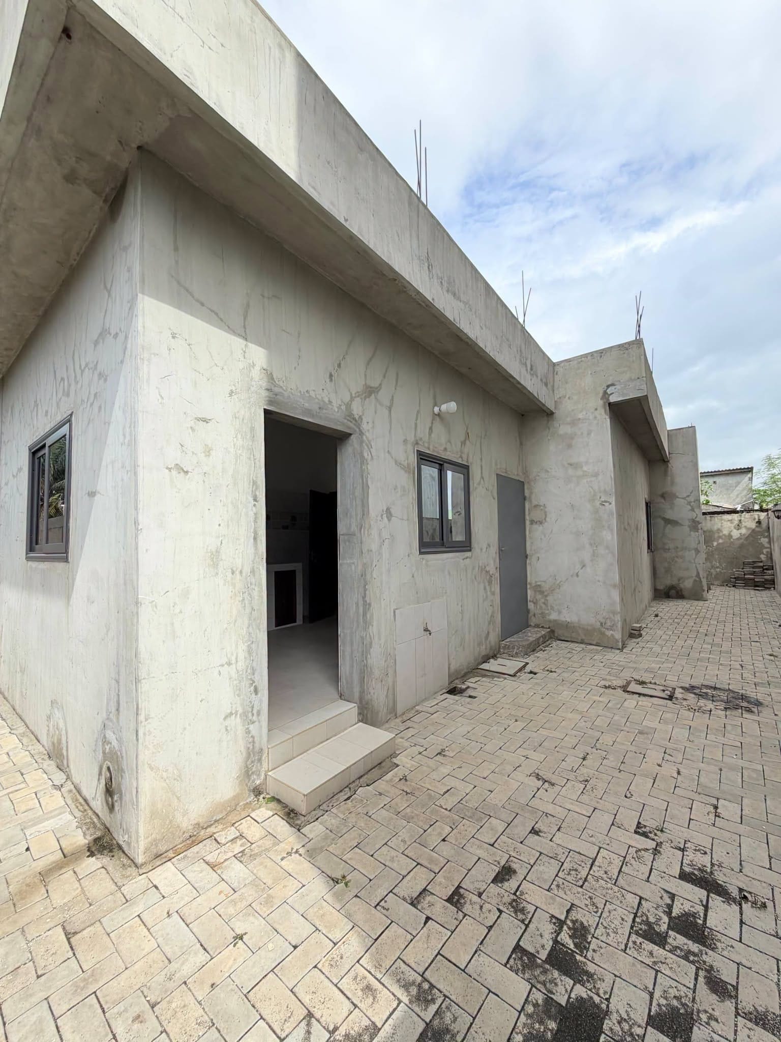 Villa 3 chambres à Fidjrossè Akogbato 13