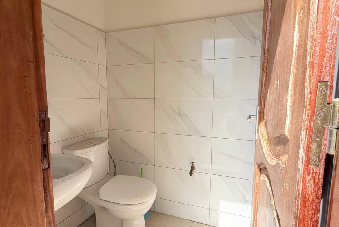 Villa 3 chambres à Fidjrossè Akogbato 15