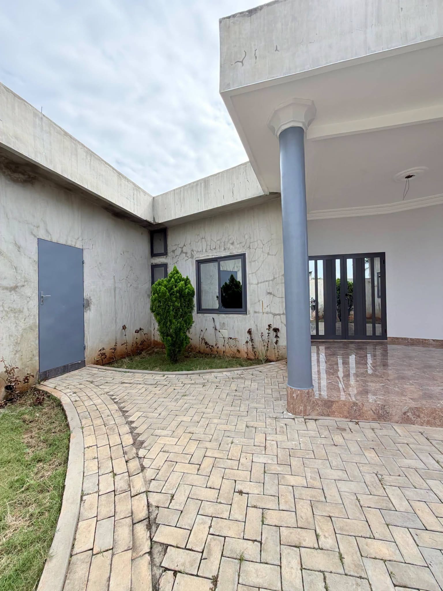 Villa 3 chambres à Fidjrossè Akogbato 16