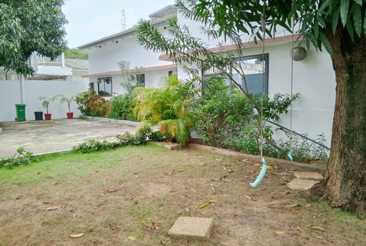 Villa 4 chambres à Camp Guézo 1