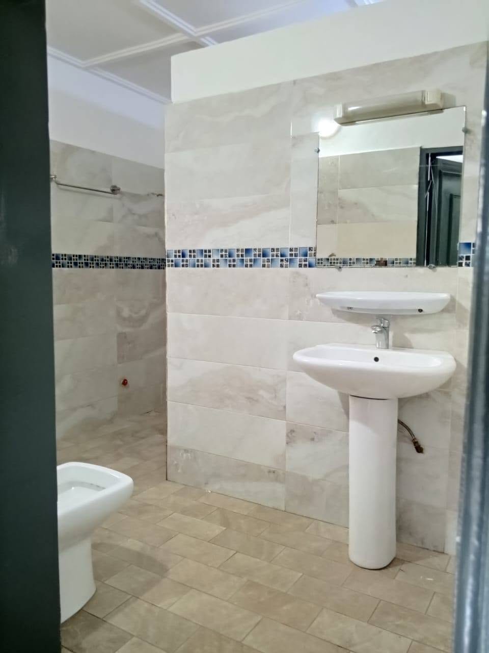 Villa 4 chambres à Camp Guézo 12 Villa 4 chambres à Camp Guézo 12