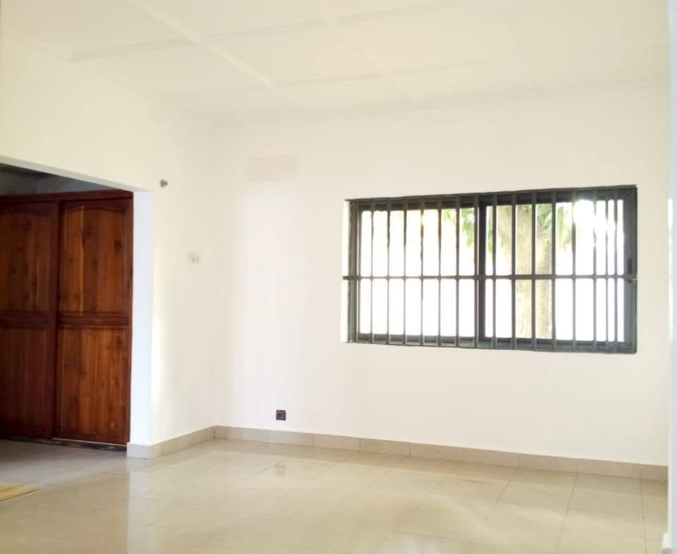 Villa 4 chambres à Camp Guézo 5