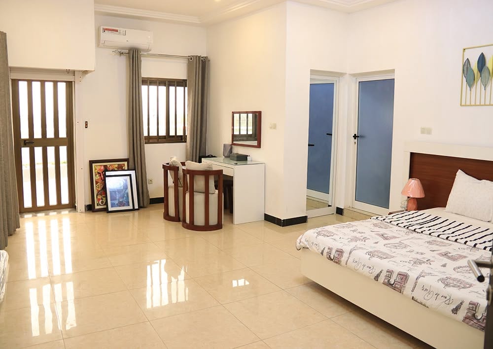 Villa avec piscine en bord de mer à Baguida Lomé 5