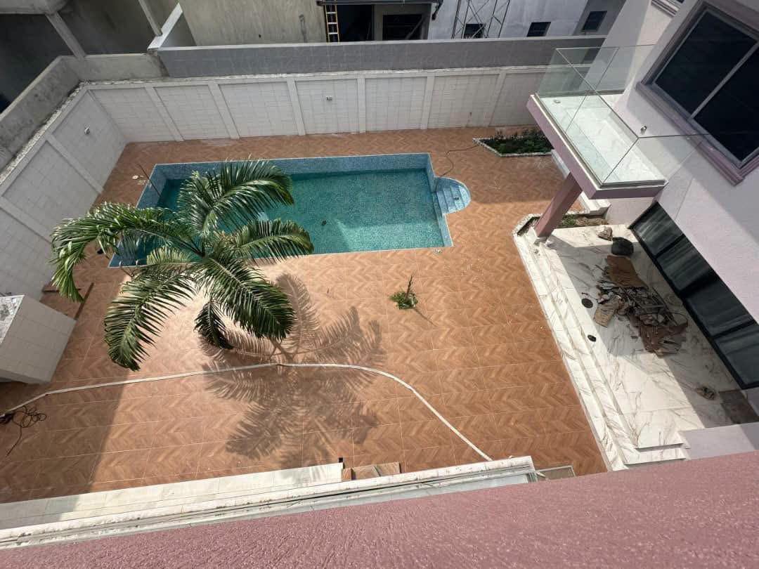 Villa de luxe avec piscine à Akpakpa CEN SAD 2