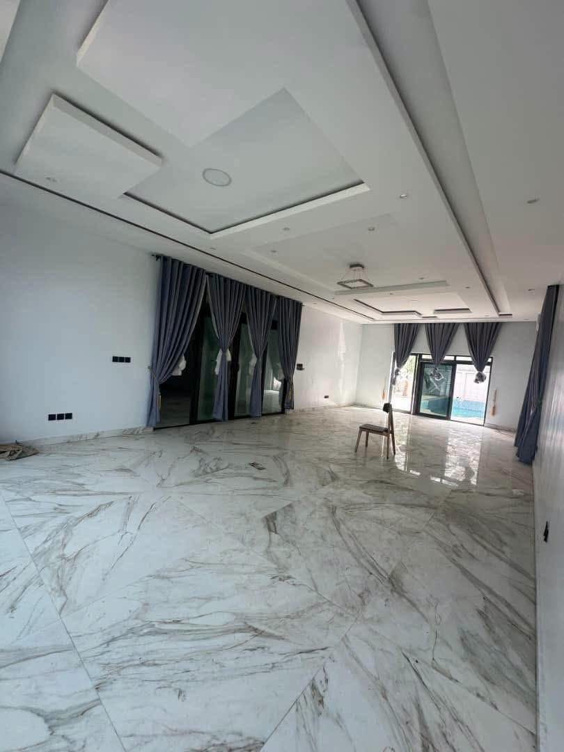 Villa de luxe avec piscine à Akpakpa CEN SAD 3