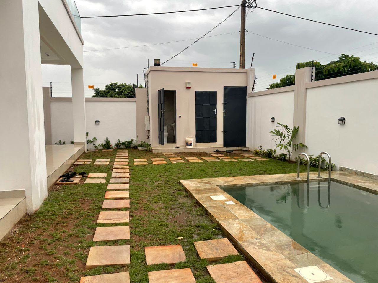 Villa de prestige avec piscine à Calavi Arconville 2
