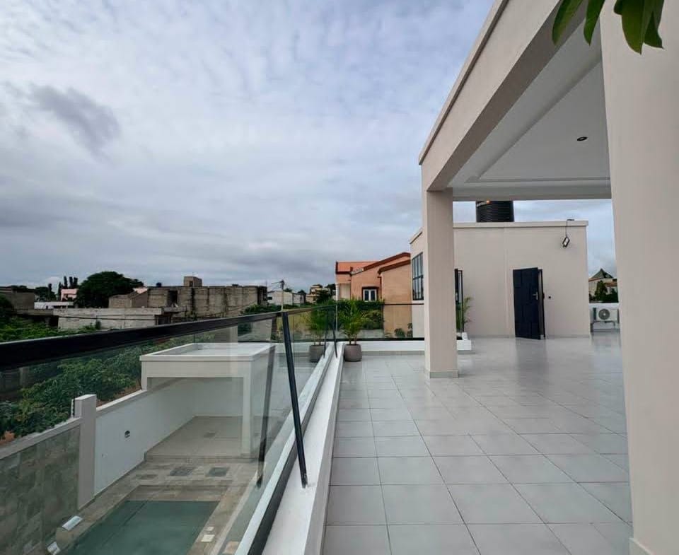 Villa de prestige avec piscine à Calavi Arconville 6