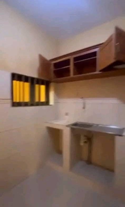Villa de style américain à vendre à Aïdjèdo 5
