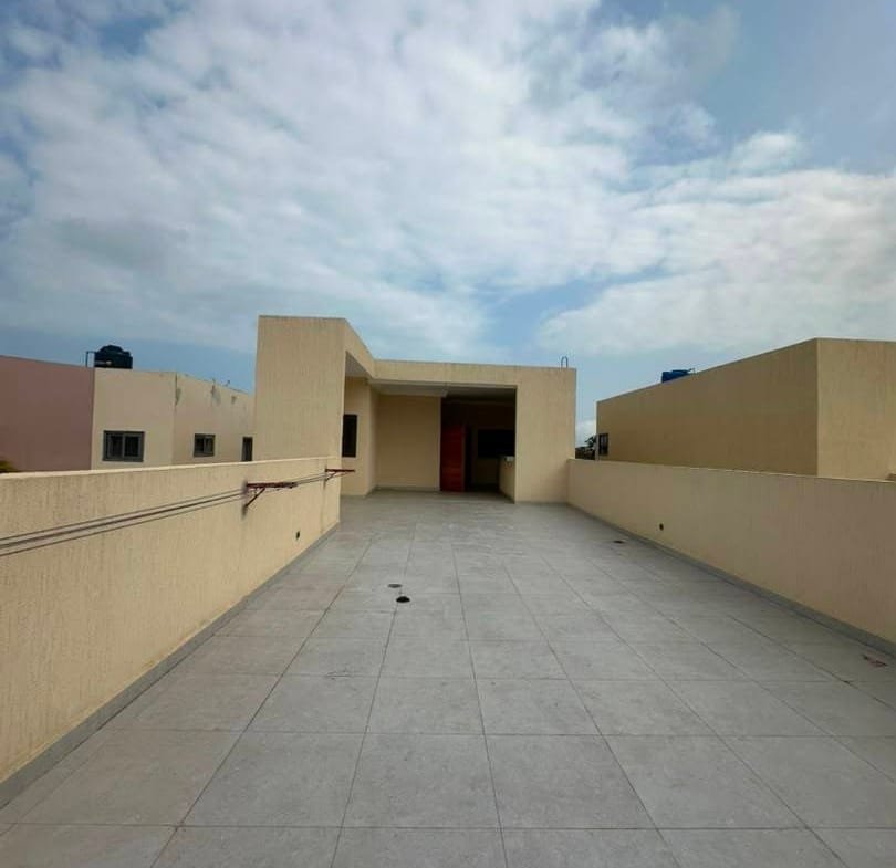 Villa duplex 4 chambres avec grande cour à Akpakpa Jak 13