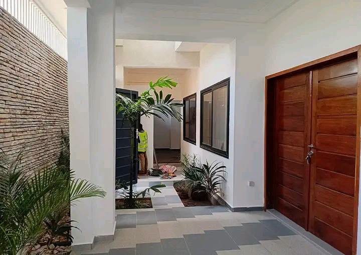 Villa duplex à louer à Fidjrossè Plage 2