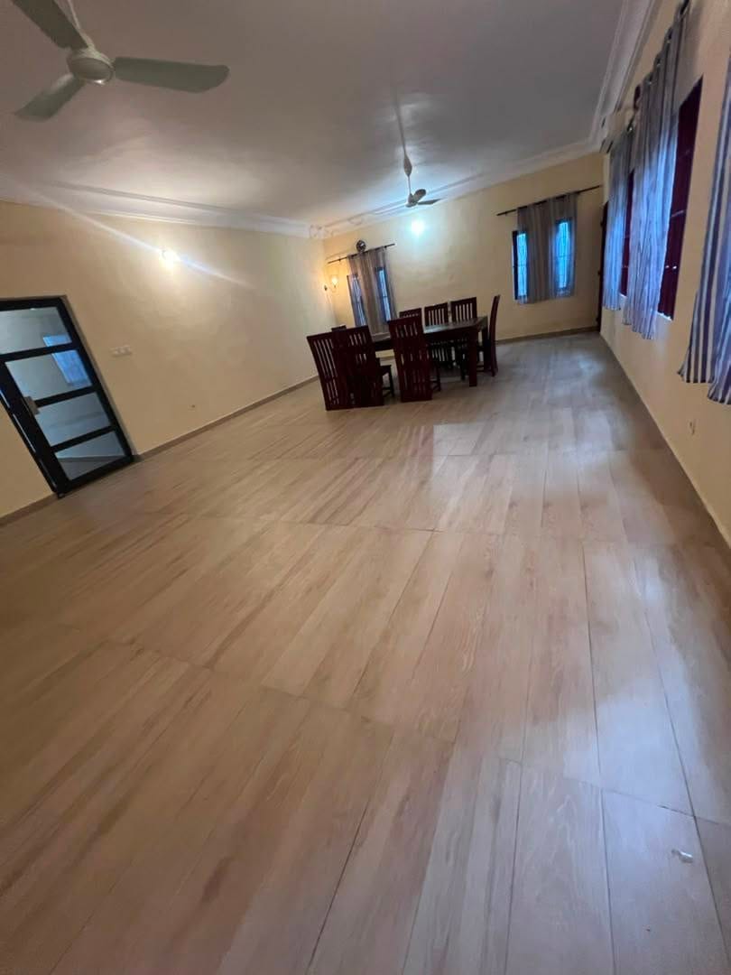 Villa duplex à vendre à Agla Cotonou 2