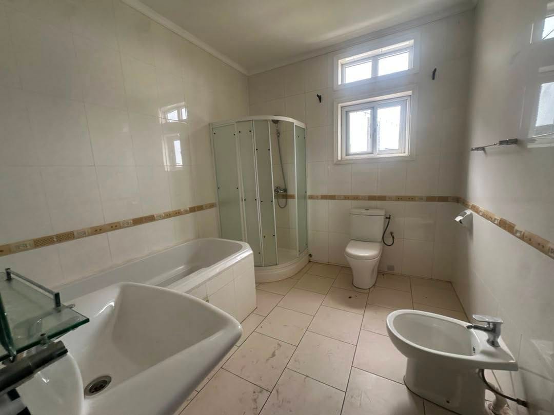 Villa duplex avec piscine à louer derrière Erevan 10 Villa duplex avec piscine à louer derrière Erevan 10