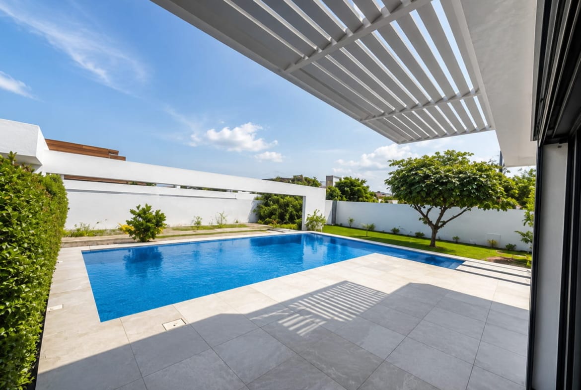 Villa meublée avec piscine à Akpakpa Jack