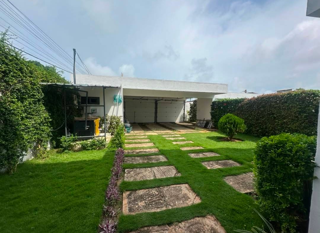 Villa meublée avec piscine à Akpakpa Jack 4