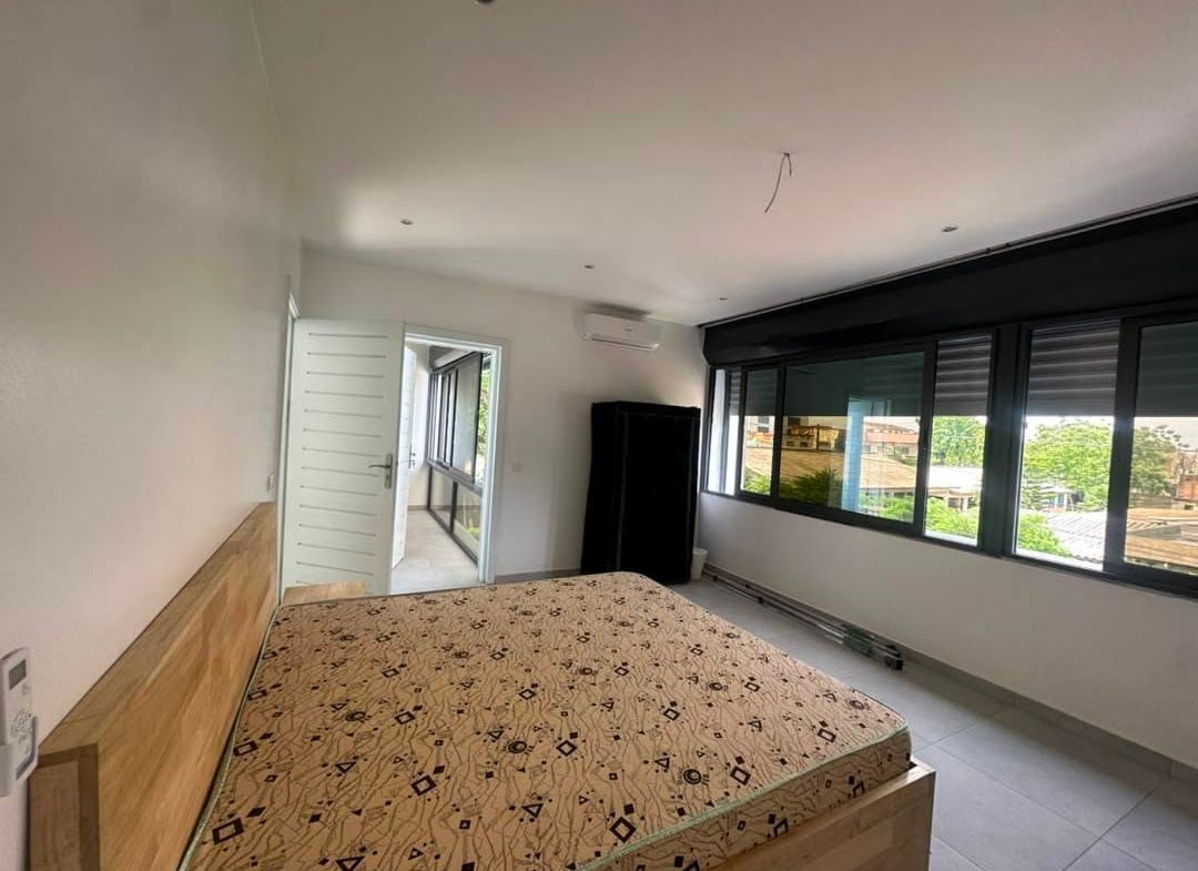 Villa meublée avec piscine à Akpakpa Jack 7