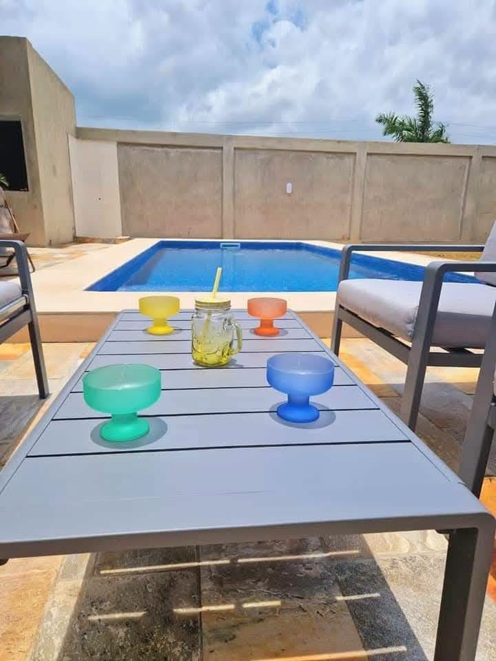 Villa meublée avec piscine à Calavi Zopah 11