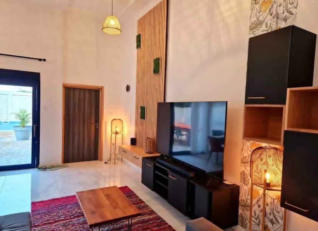 Villa meublée avec piscine à Calavi Zopah 3