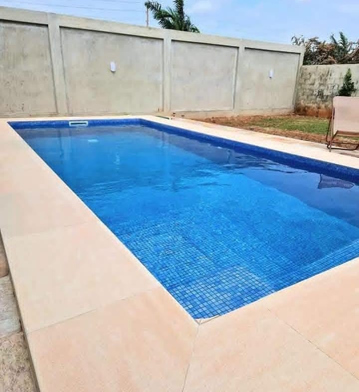 Villa meublée avec piscine à Calavi Zopah 9