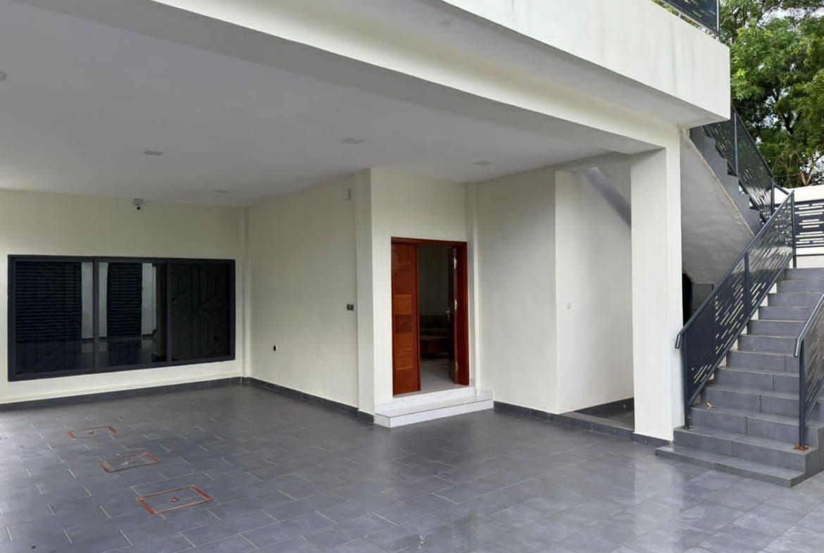 Villa meublée de prestige à louer à Arconville 4