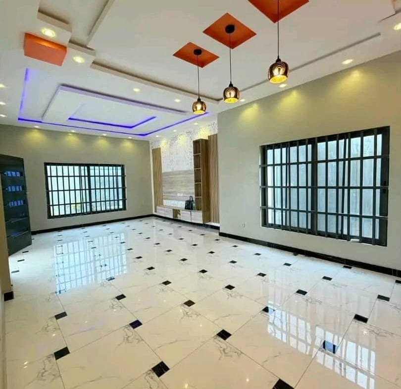 Villa moderne 3 chambres à louer à Fidjrossè Akogbato 10