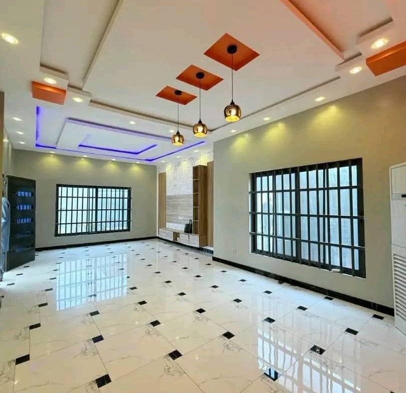 Villa moderne 3 chambres à louer à Fidjrossè Akogbato 2