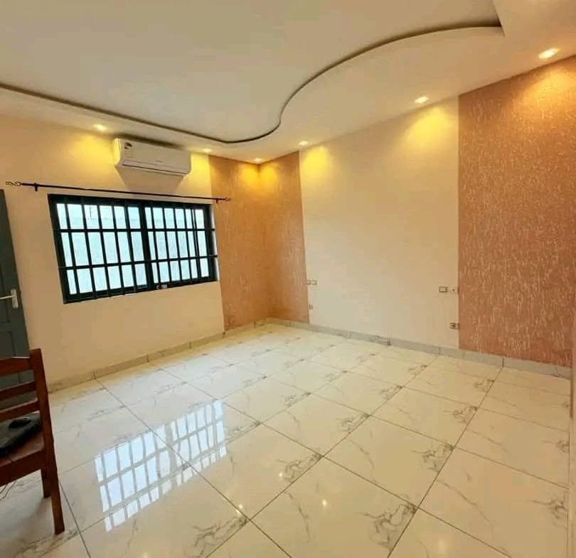 Villa moderne 3 chambres à louer à Fidjrossè Akogbato 3