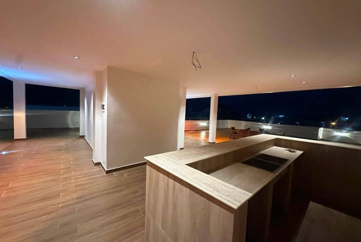 Appartement 3 chambres à louer Fidjrossè Plage 12