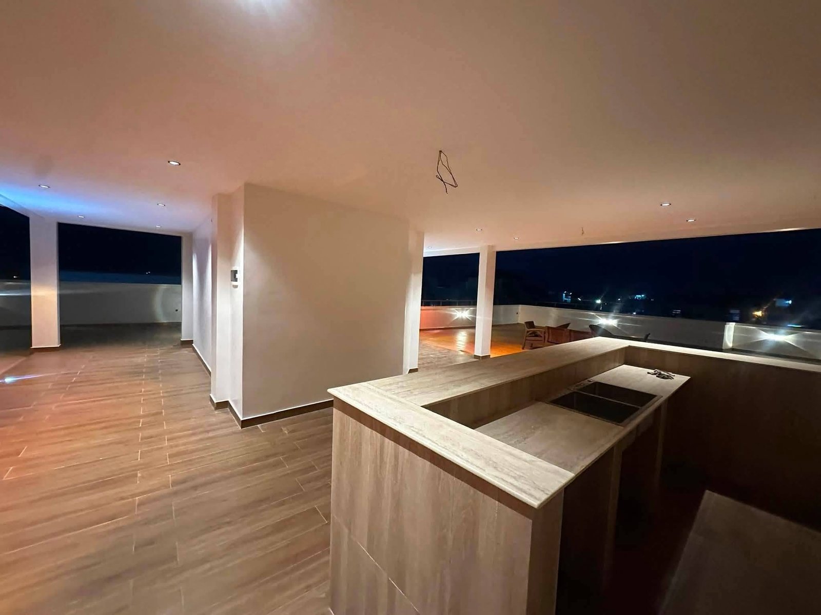 Appartement 3 chambres à louer Fidjrossè Plage 12