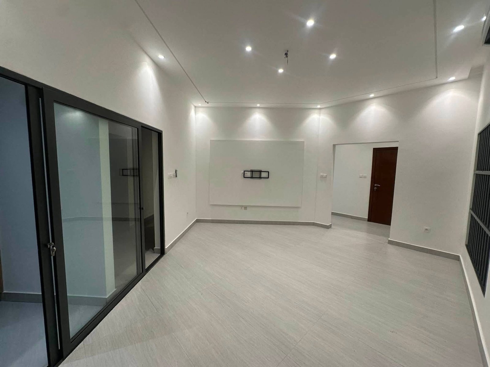 Appartement 3 chambres à louer Fidjrossè Plage 2