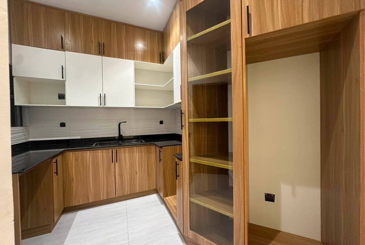Appartement 3 chambres à louer Fidjrossè Plage 5