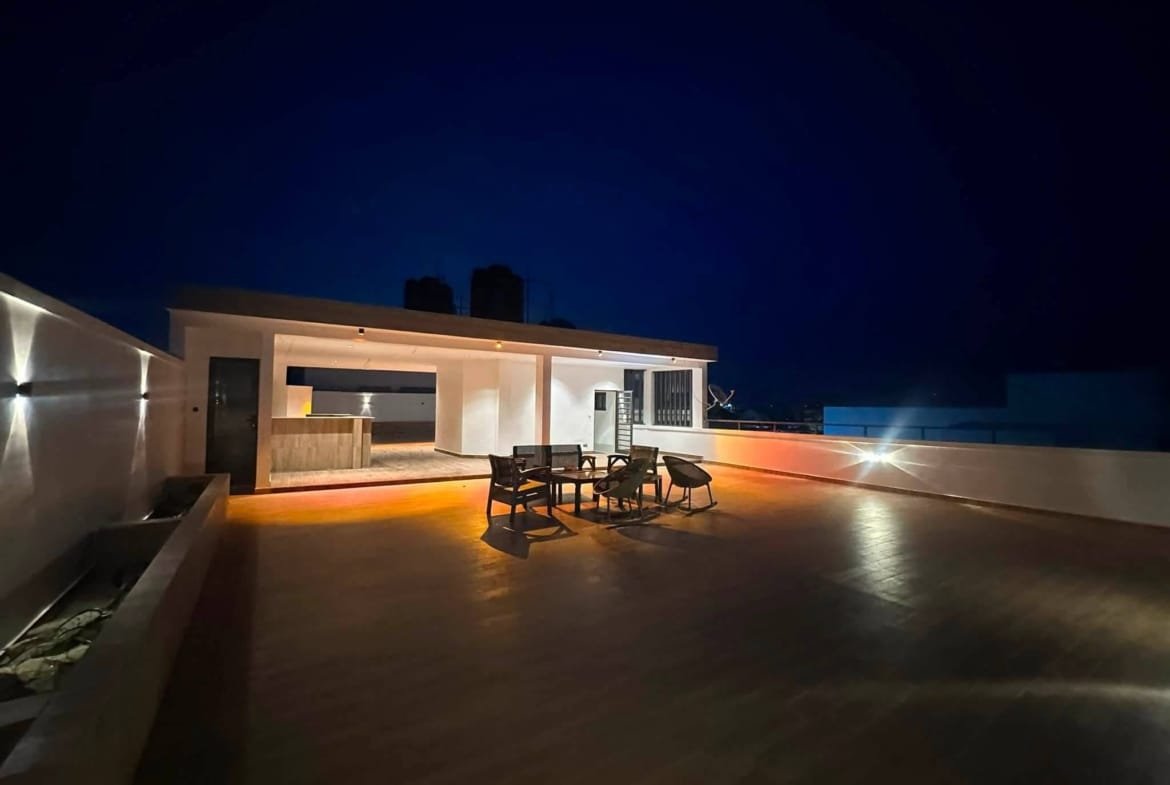 Appartement 3 chambres à louer Fidjrossè Plage 8