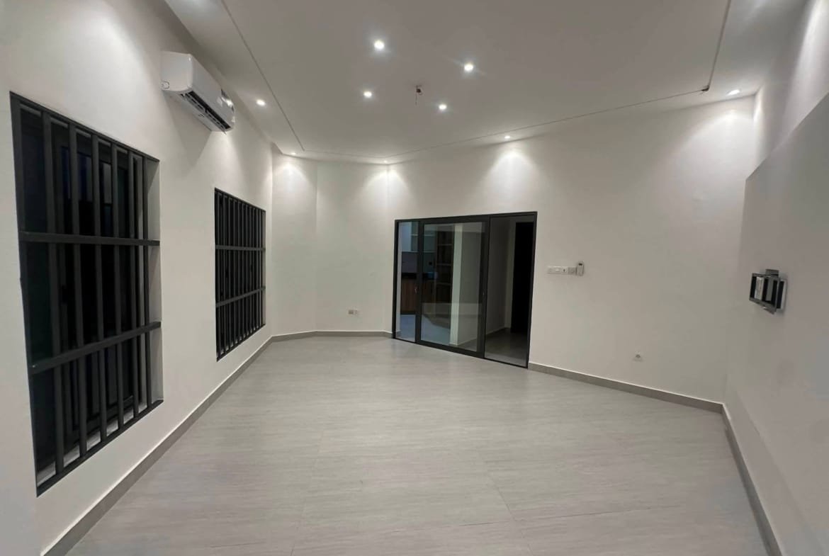 Appartement 3 chambres à louer Fidjrossè Plage 9