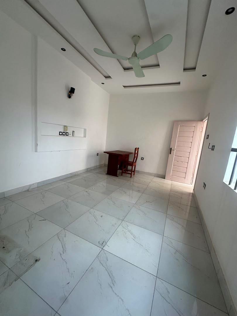 Appartement duplex avec piscine à louer à Fidjrossè Togbin Plage 10