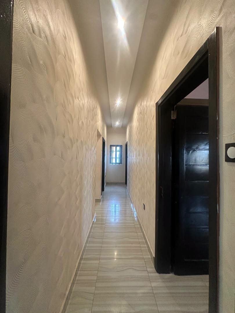 Appartement duplex avec piscine à louer à Fidjrossè Togbin Plage 15