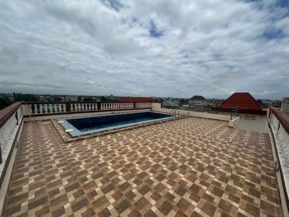 Appartement duplex avec piscine à louer à Fidjrossè Togbin Plage
