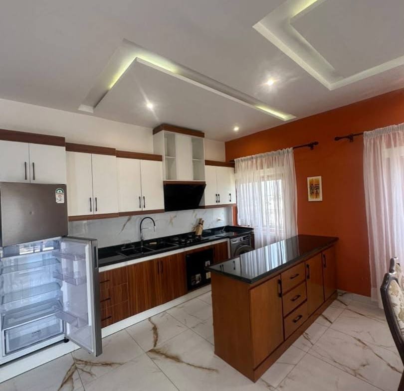 Appartement meublé 2 chambres à louer à Fidjrossè Plage avec piscine 12