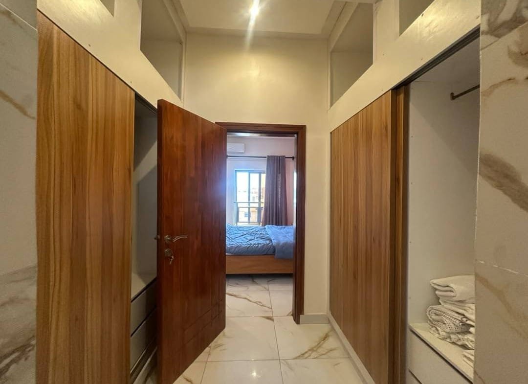 Appartement meublé 2 chambres à louer à Fidjrossè Plage avec piscine 14