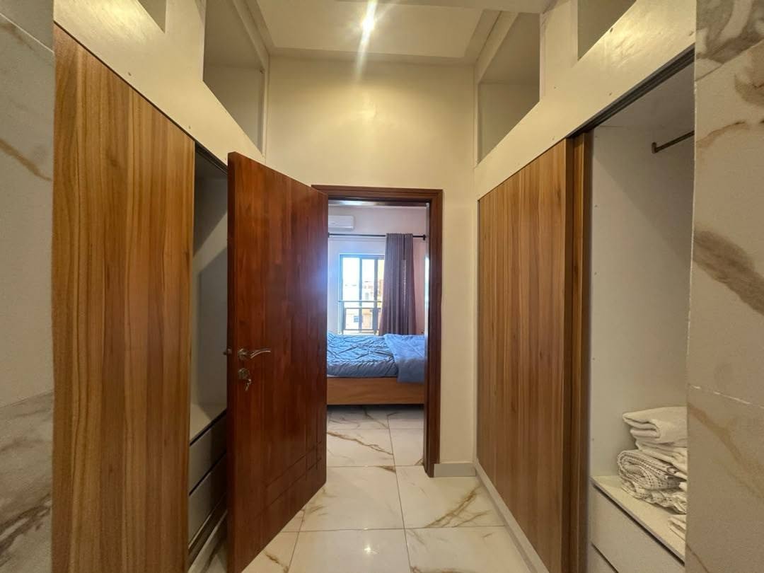 Appartement meublé 2 chambres à louer à Fidjrossè Plage avec piscine 14