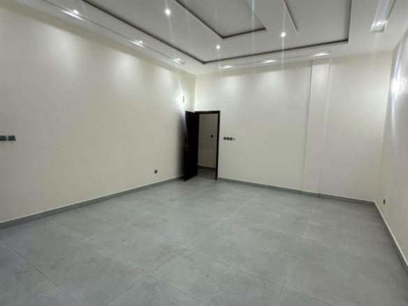 Appartement neuf à louer à Fidjrossè Plage – 3 chambres
