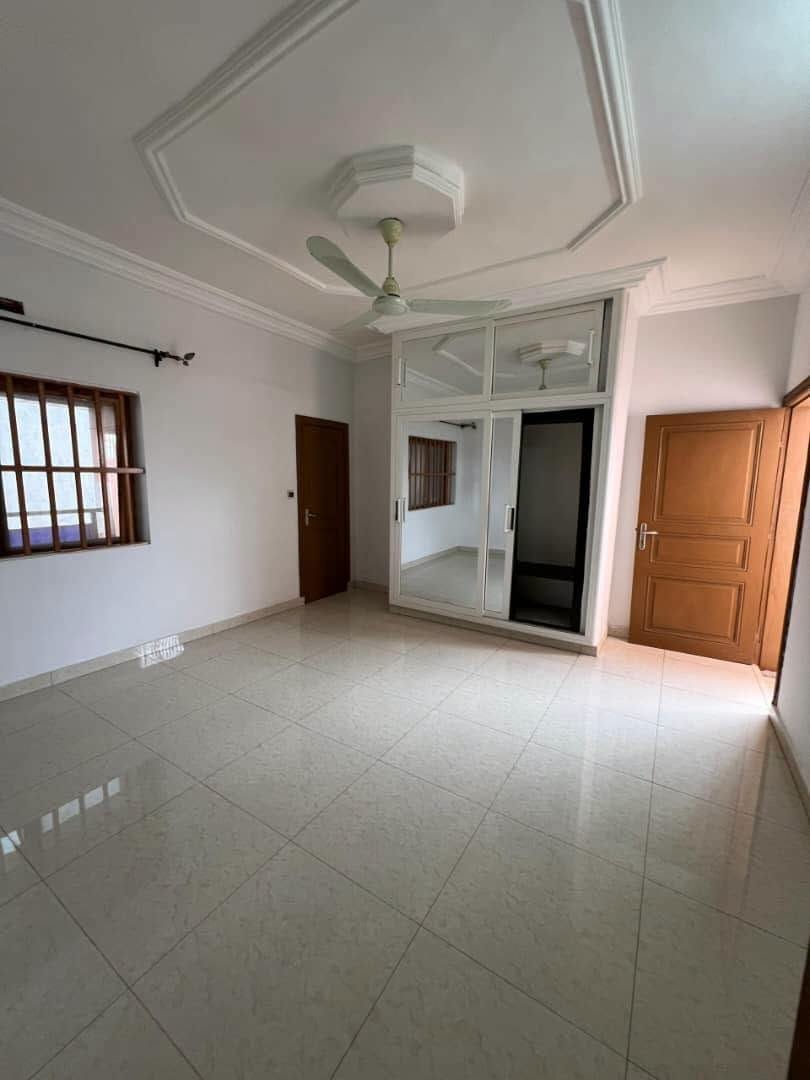 Appartements de 2 et 3 chambres à louer à Missèbo Cotonou 2 Appartements de 2 et 3 chambres à louer à Missèbo Cotonou 2