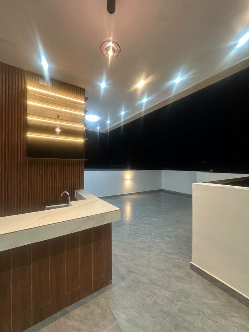 Belles villas luxueuses en location à Fidjrossè Cotonou 10