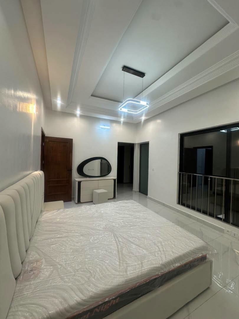 Belles villas luxueuses en location à Fidjrossè Cotonou 14