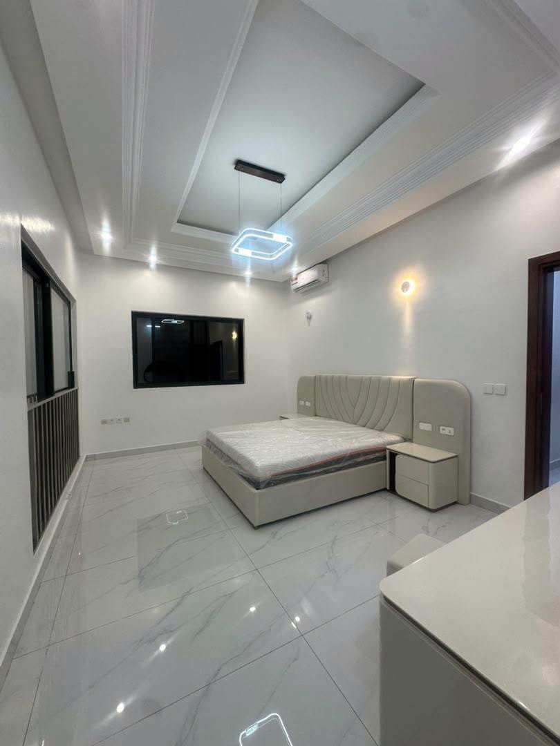 Belles villas luxueuses en location à Fidjrossè Cotonou 8